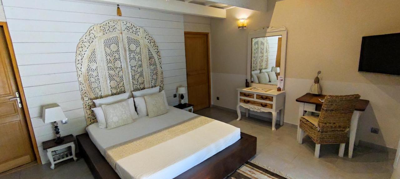Couleurs Du Sud Bed & Breakfast Vallon-Pont-d'Arc Bagian luar foto